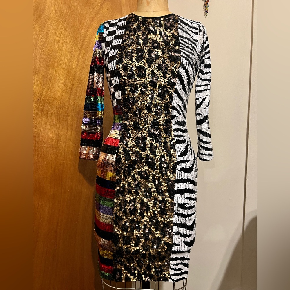 Alice + Olivia Black and White Asymmetrical Bodycon Dress